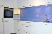 keukens-keuken-blauwglas